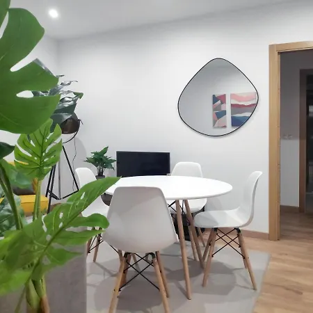 Rey By En Casa סנטיאגו דה קומפוסטלה