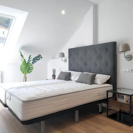 Rey By En Casa סנטיאגו דה קומפוסטלה